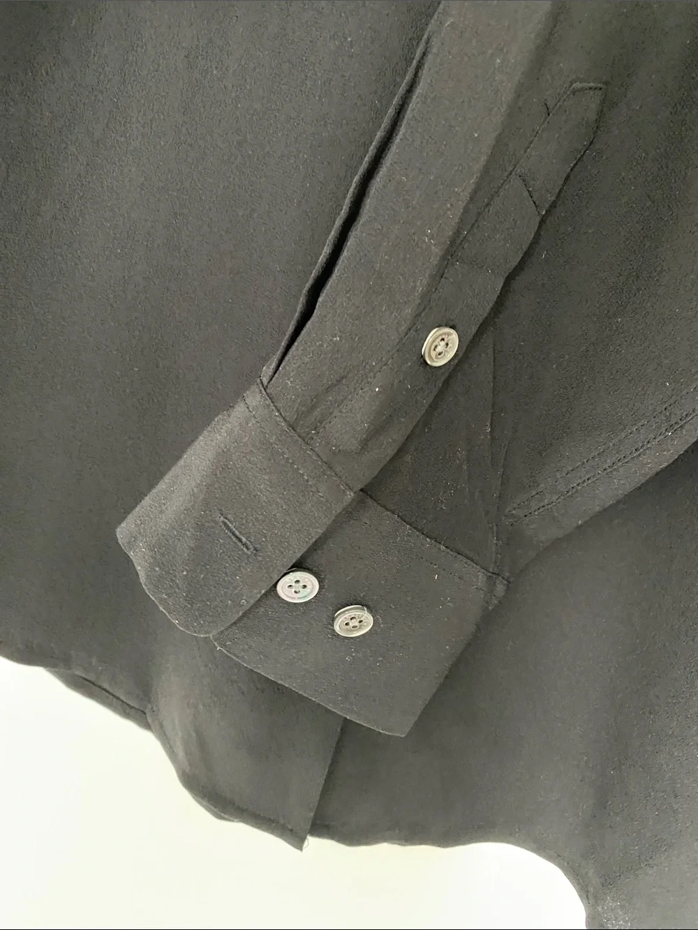Equipment Black Long-Sleeve Silk Button-Down Shirt - Picture 4 of 7